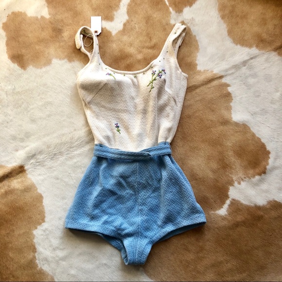 Vintage Other - VINTAGE 40s 50s knit embroider swimsuit baby blue